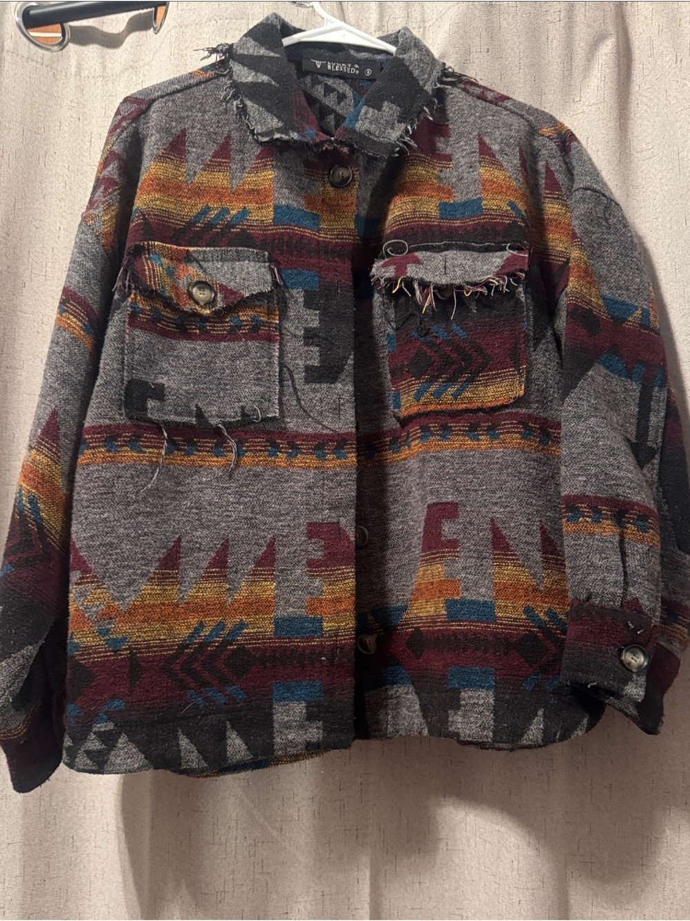 Vintage-Inspired Gray Patterned Jacket with Frayed Pockets